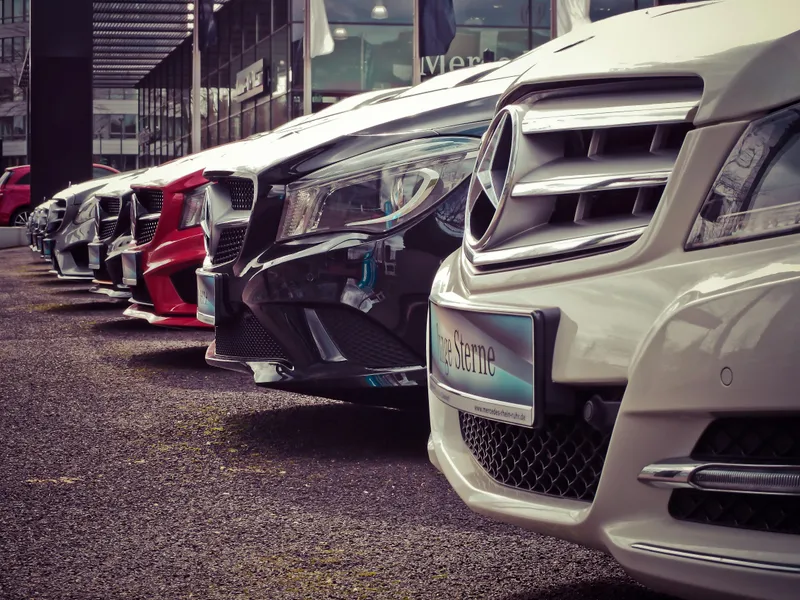 6 tips for increasing customer loyalty and retention in car dealerships and car maintenance service businesses. 
